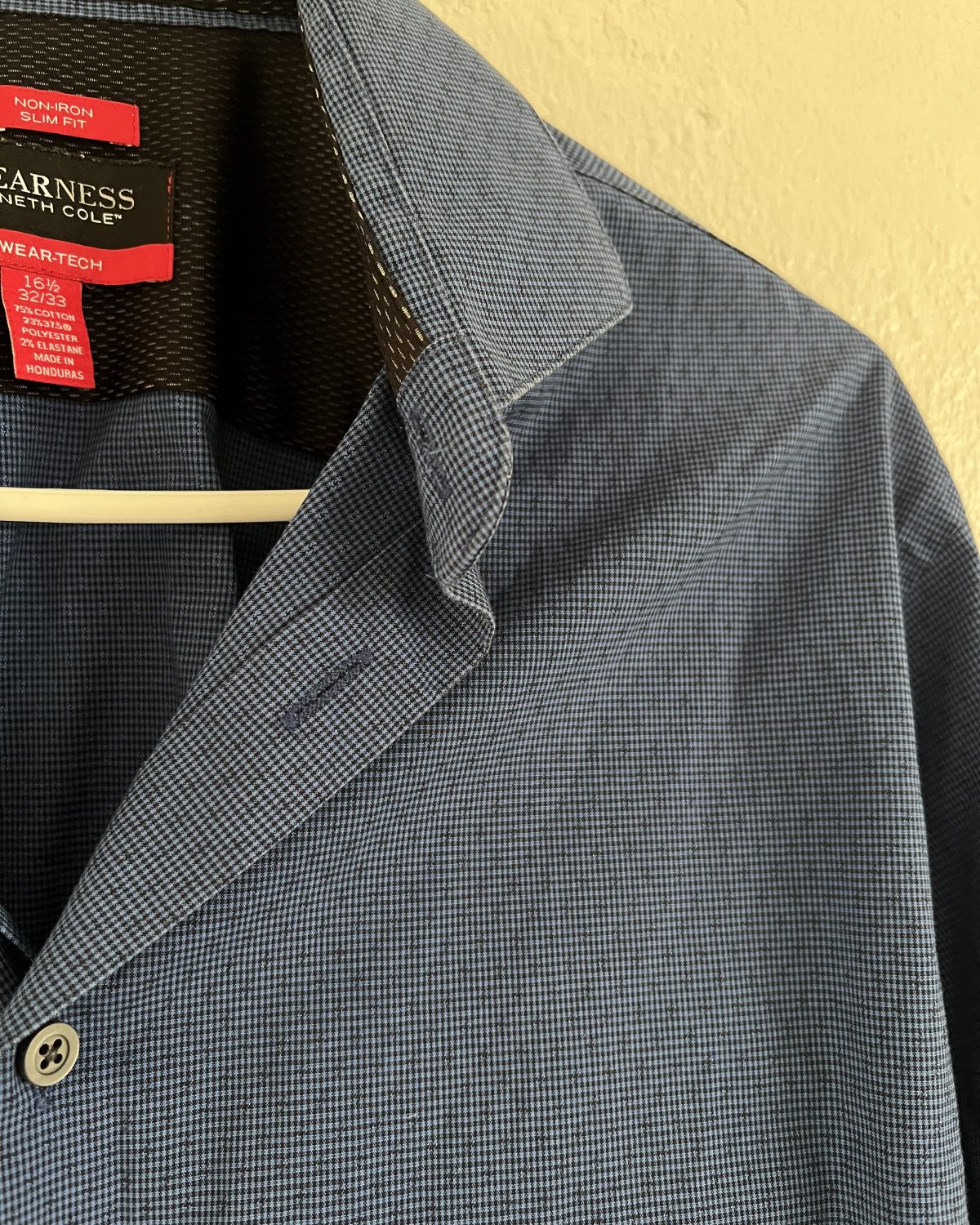 Camisa azul  K. Cole