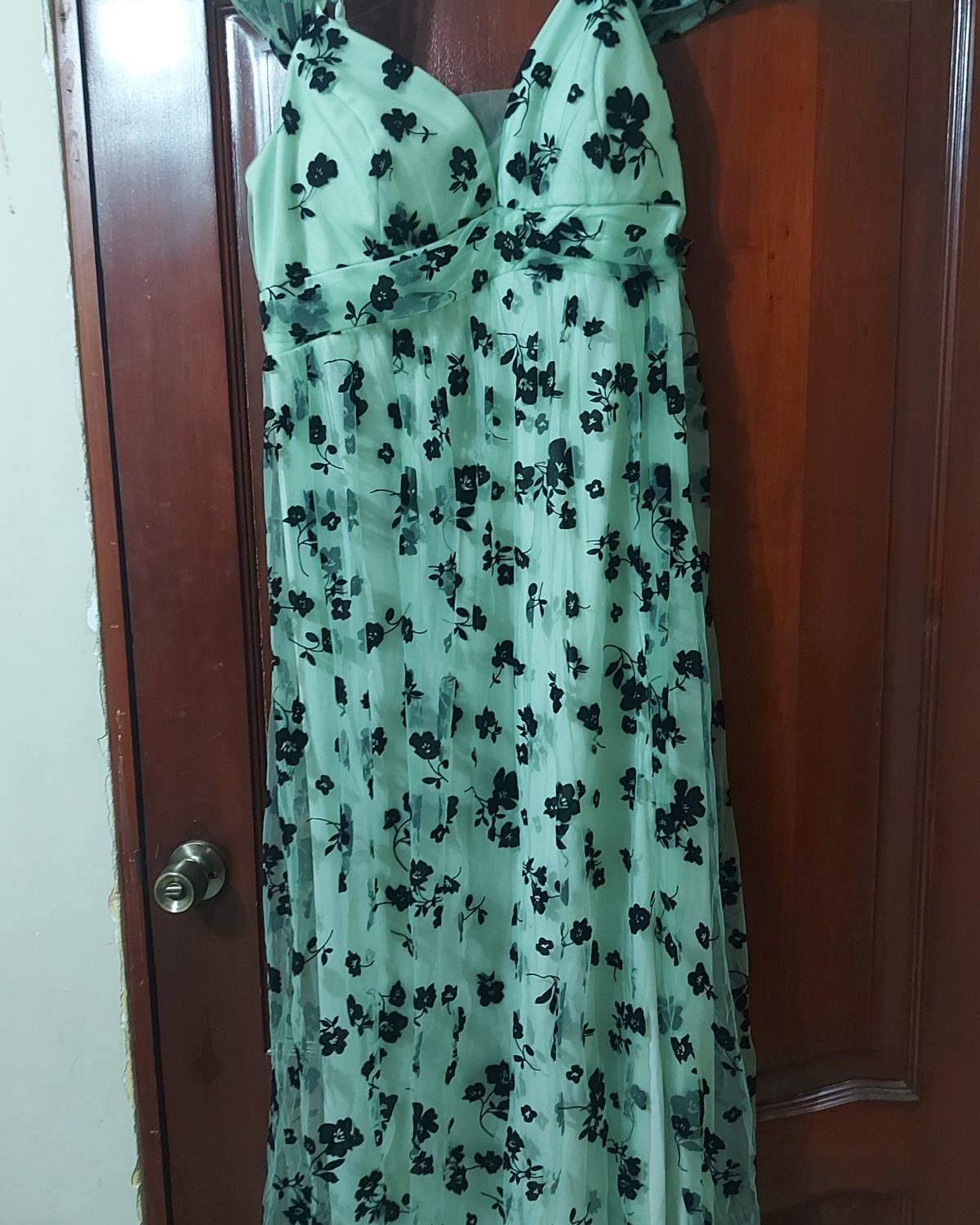 Vestido de fiesta o gala color verde