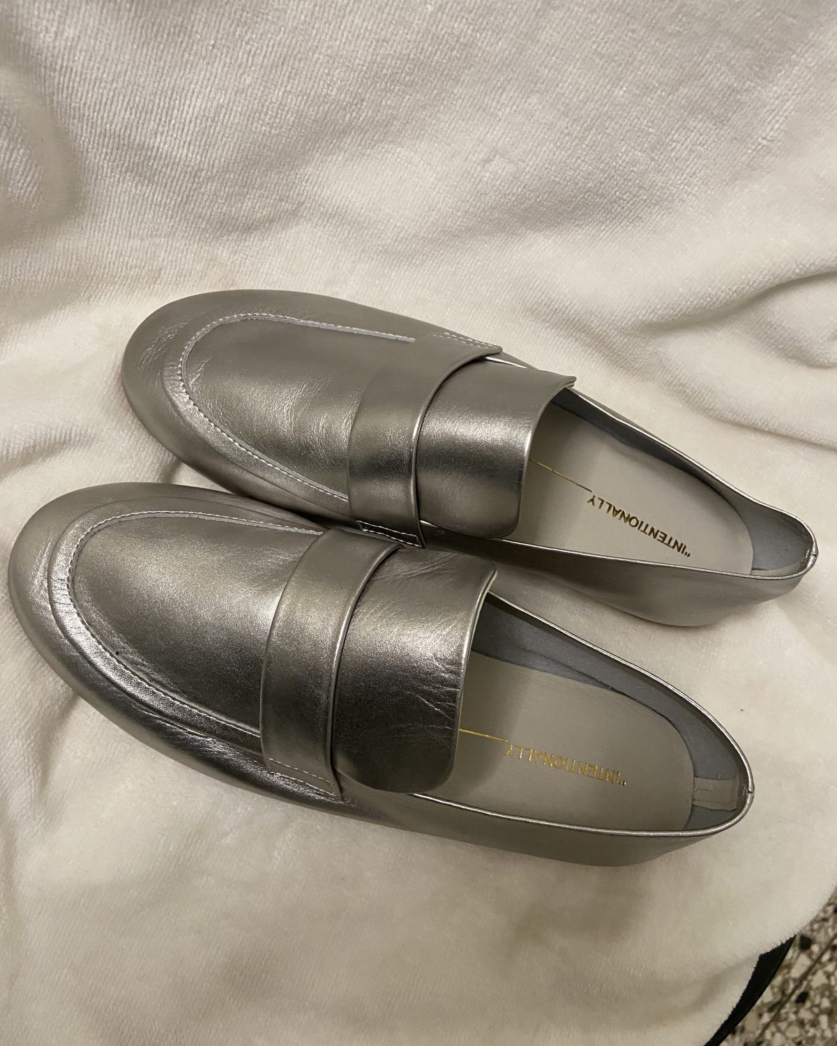 ZAPATOS - INTENTIONALLY - SIZE 8