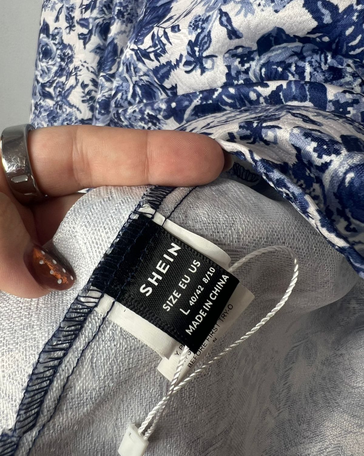 Vestido azul y blanco