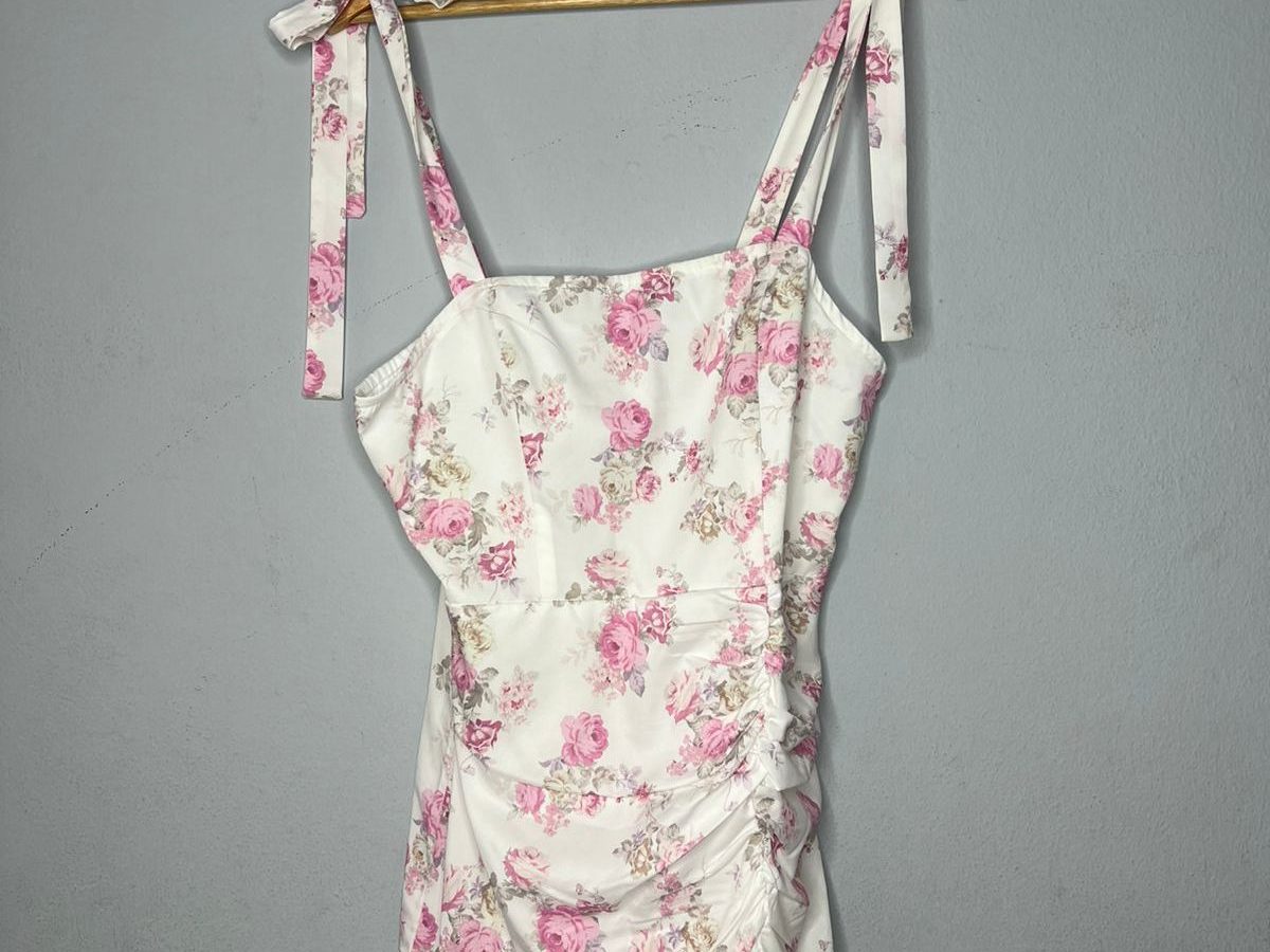 Vestido de rosas