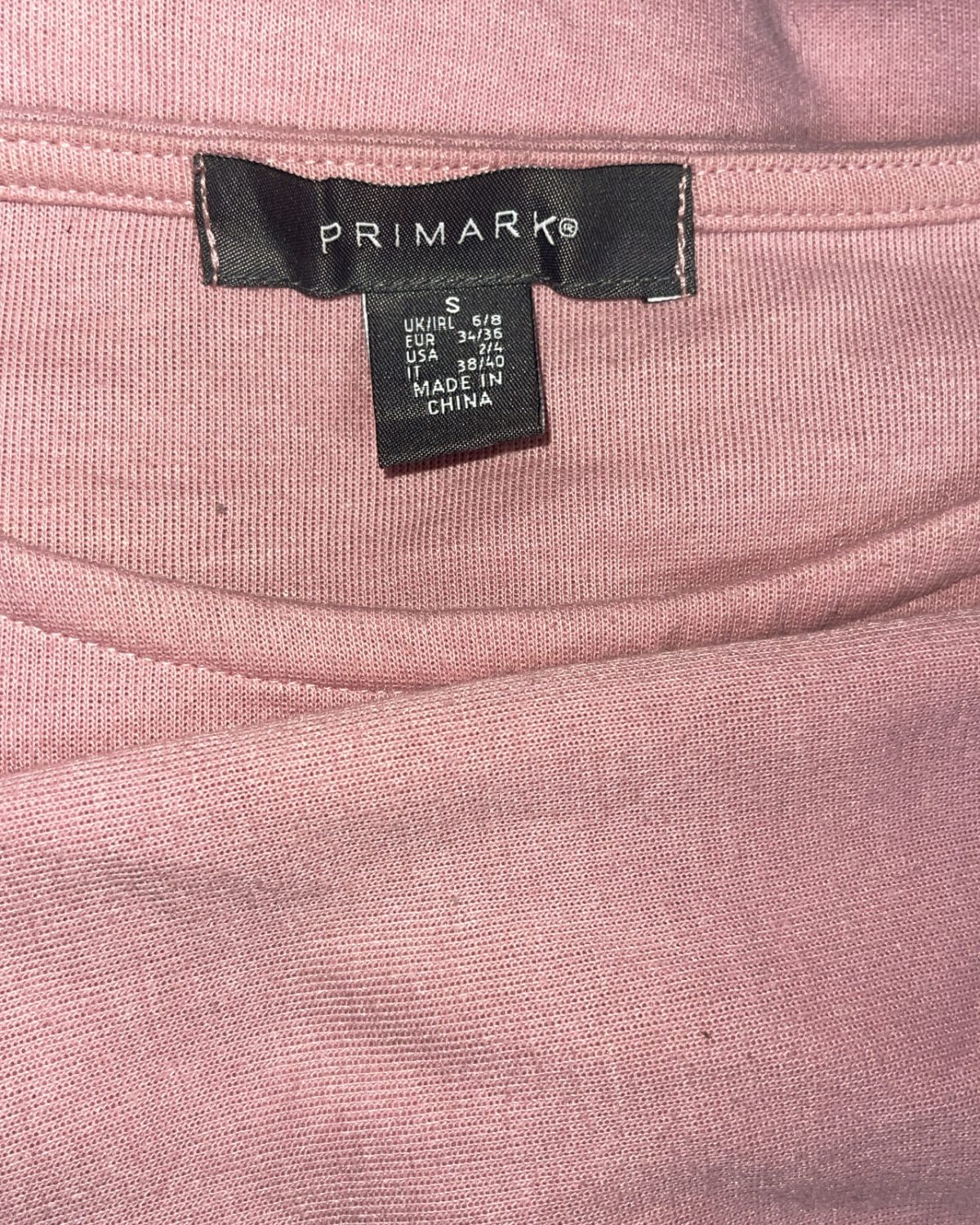 Blusa primark engomada rosada