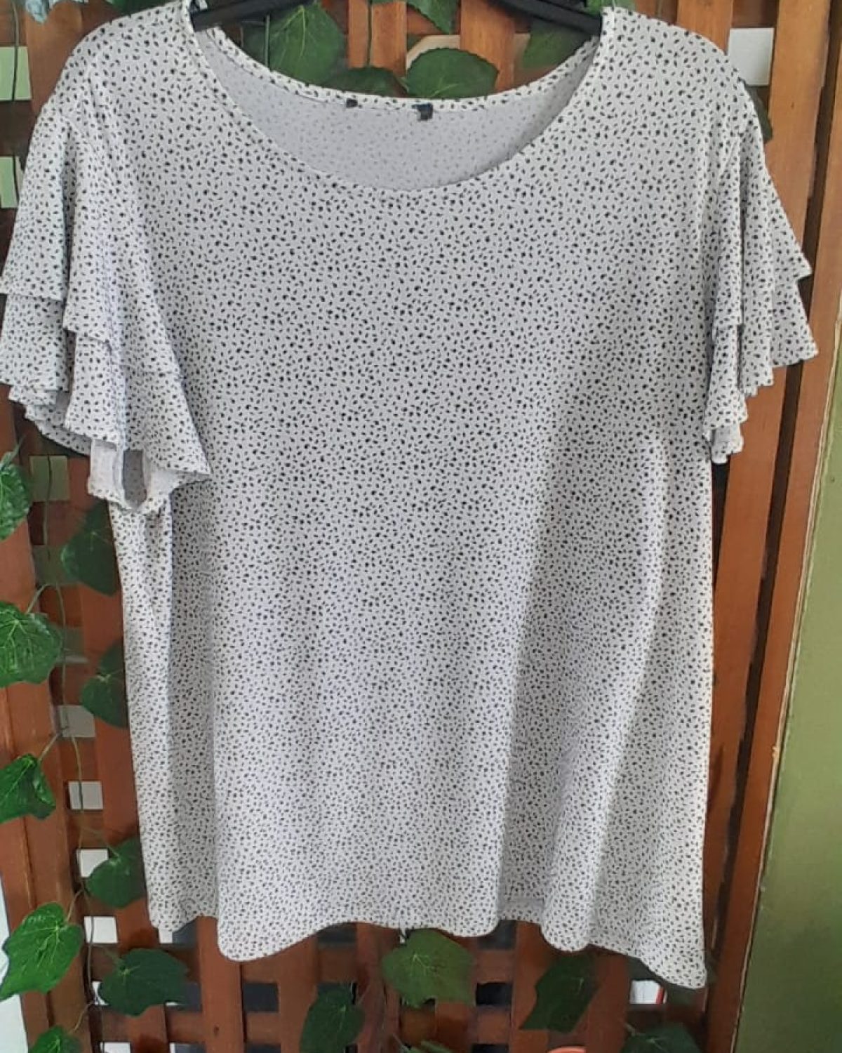 BLUSA BLANCA Y NEGRO