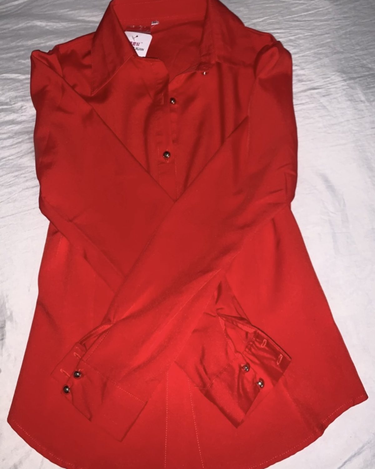 Blusa roja size M tela tipo seda