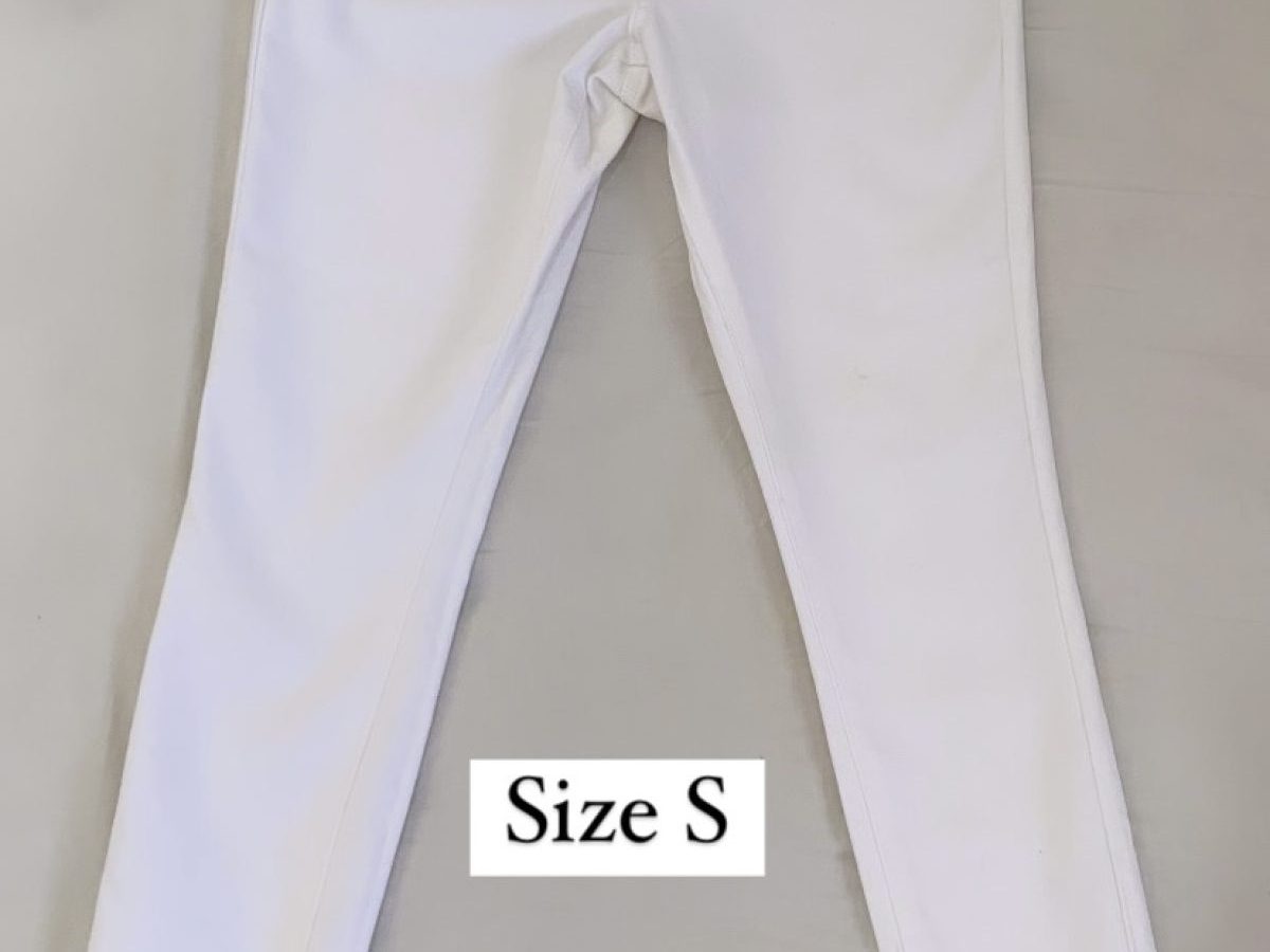 Pantalón blanco Size S, extiende