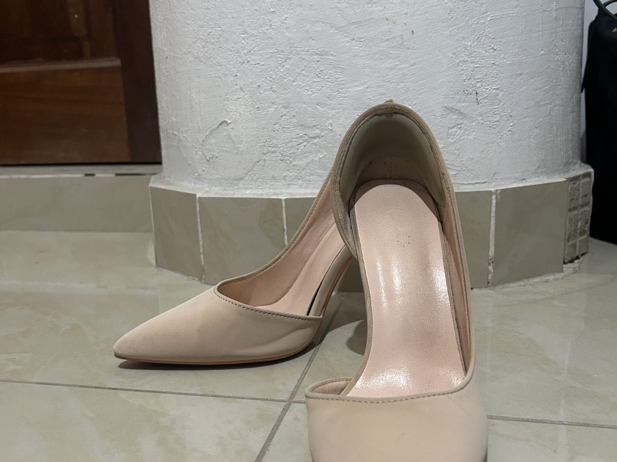 Zapatos beige