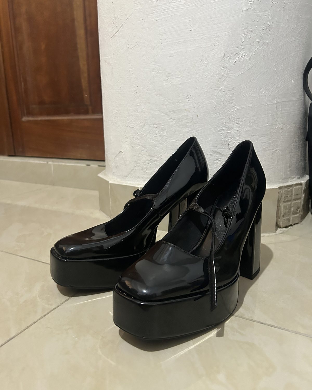 Zapatos stradivarius