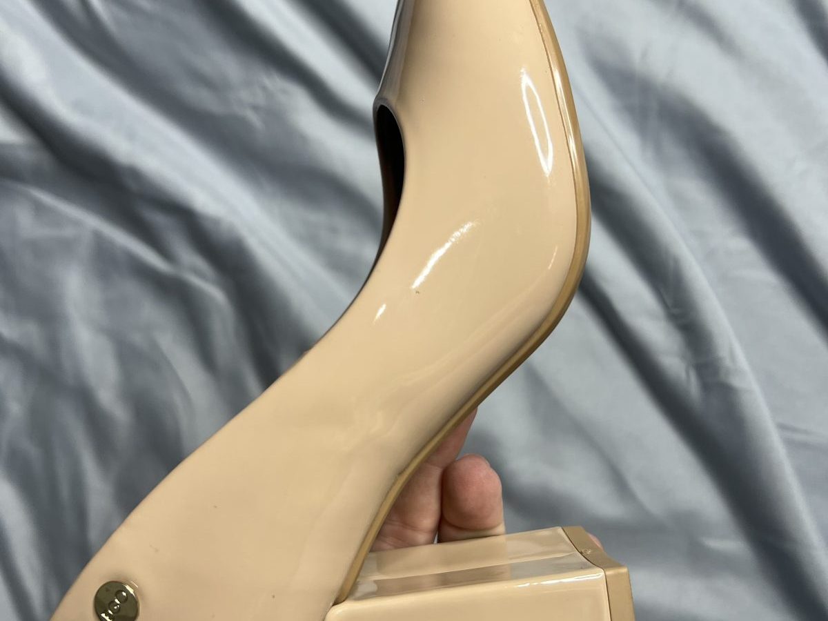 Zapatos de tacón color nude