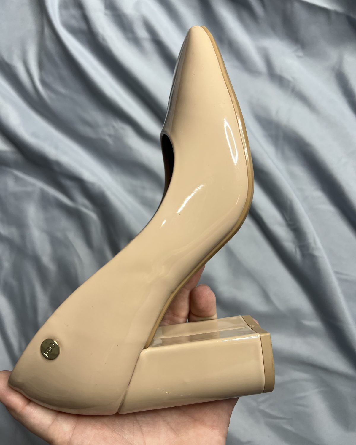 Zapatos de tacón color nude