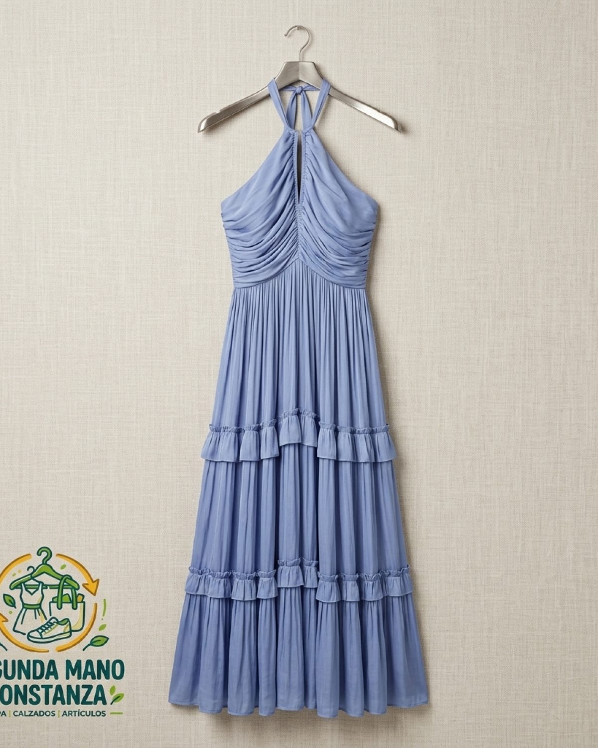Vestido azul-gris.