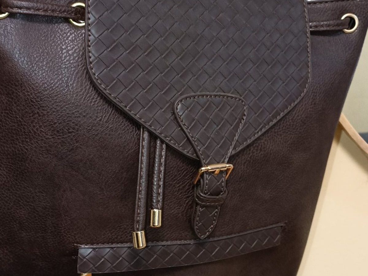 Mochila cartera 👛 hermosa