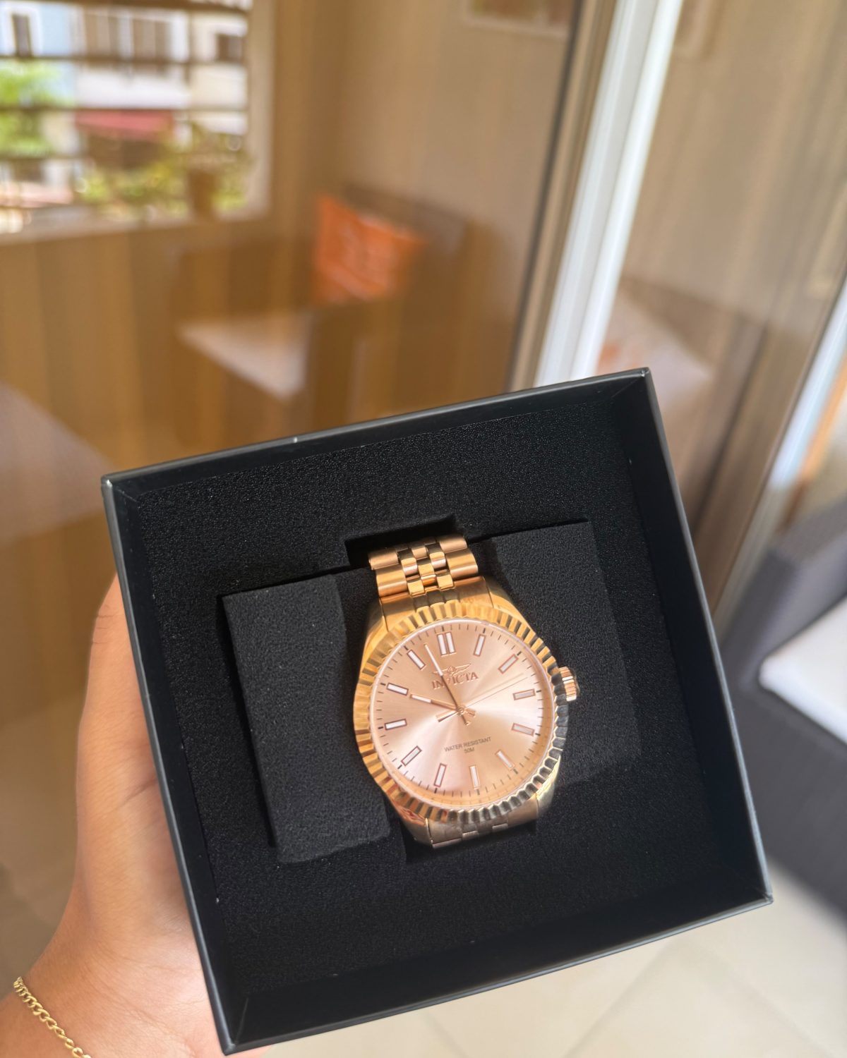 Reloj INVICTA de mujer Color Rose Gold Totalmente nuevo 43 mm