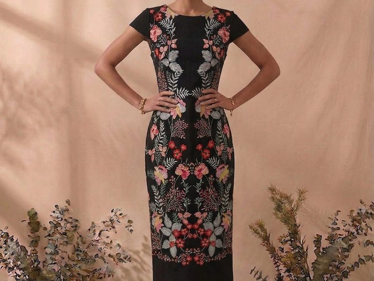 Vestido con detalles bordados