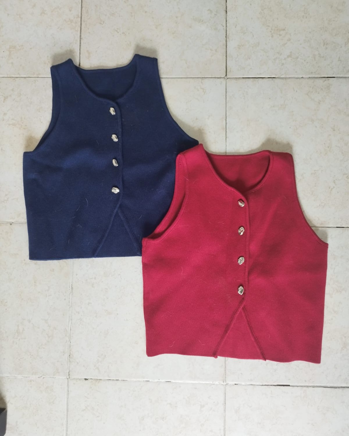 2 vest engomados sin mangas