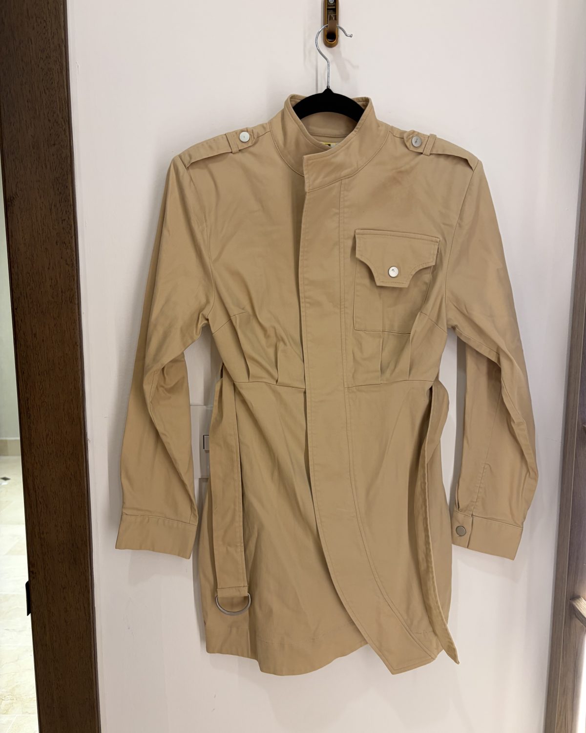 Vestido corto tipo denim