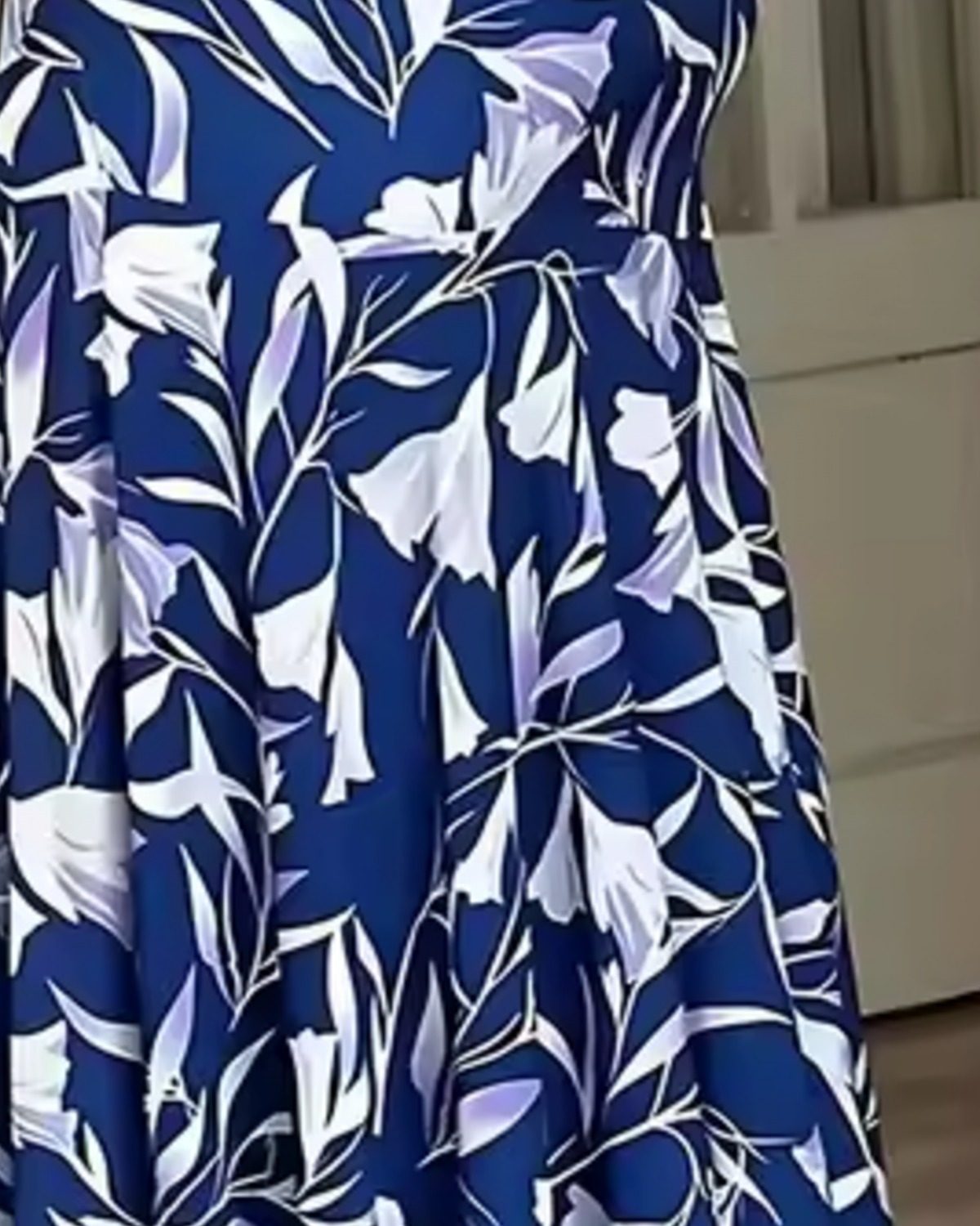 Vestido en azul y blanco