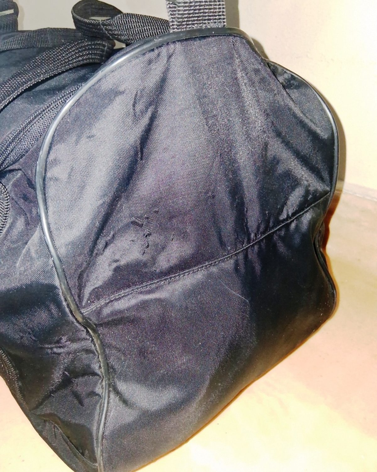 Bulto gimnasio NIKE ultraligero