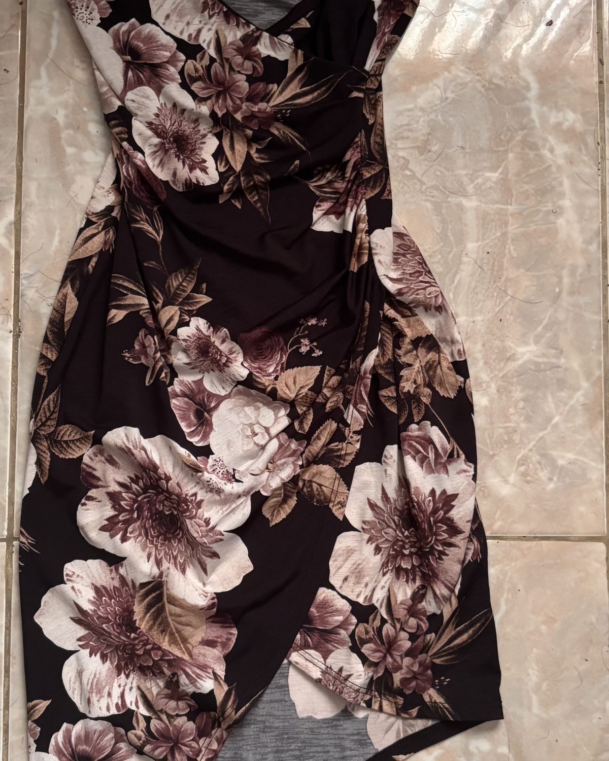 Vestido de mujer Multicolor en excelente estado con estampado floral
