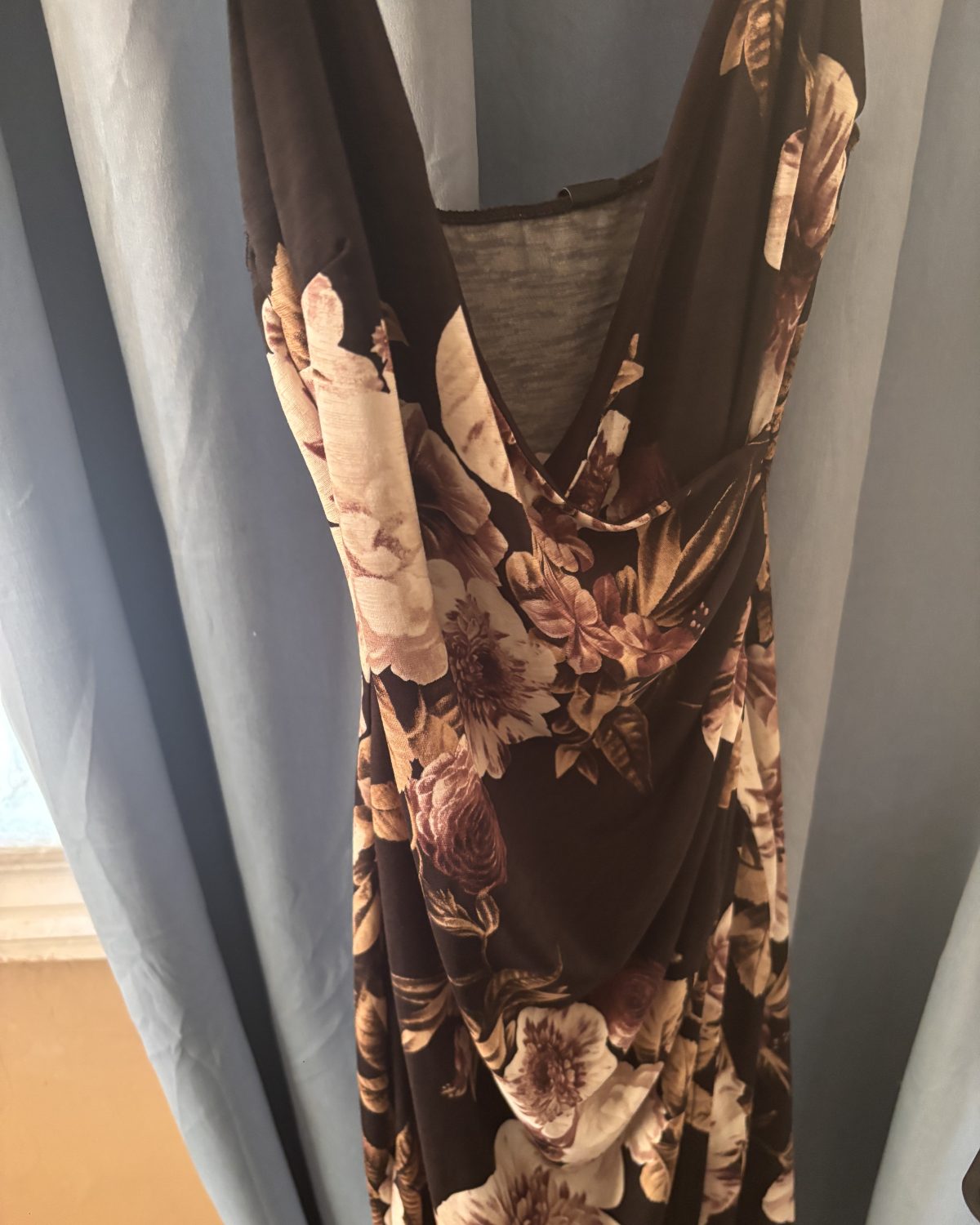 Vestido de mujer Multicolor en excelente estado con estampado floral