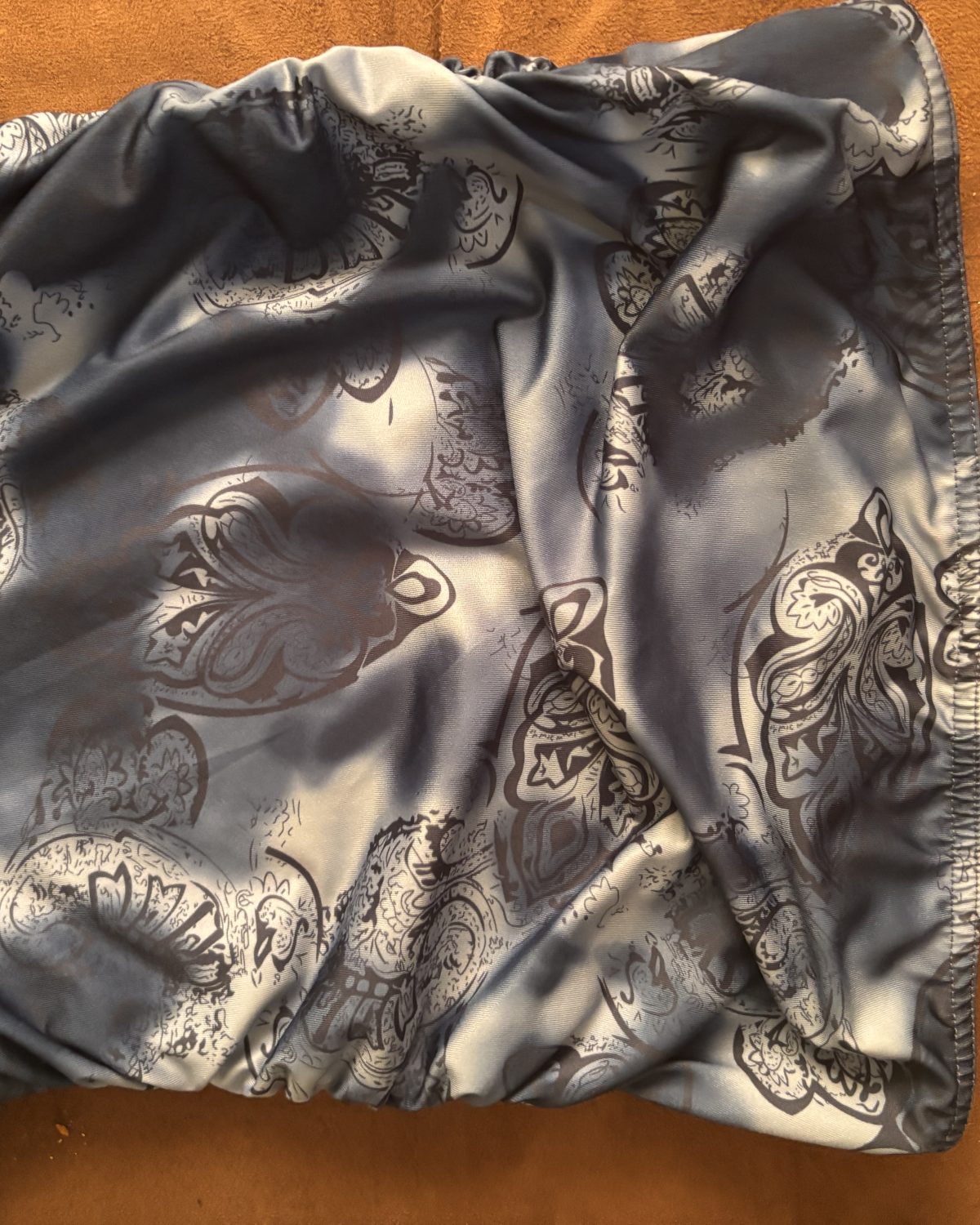 Vestido de mujer Multicolor en tonos azules con estampado elegante