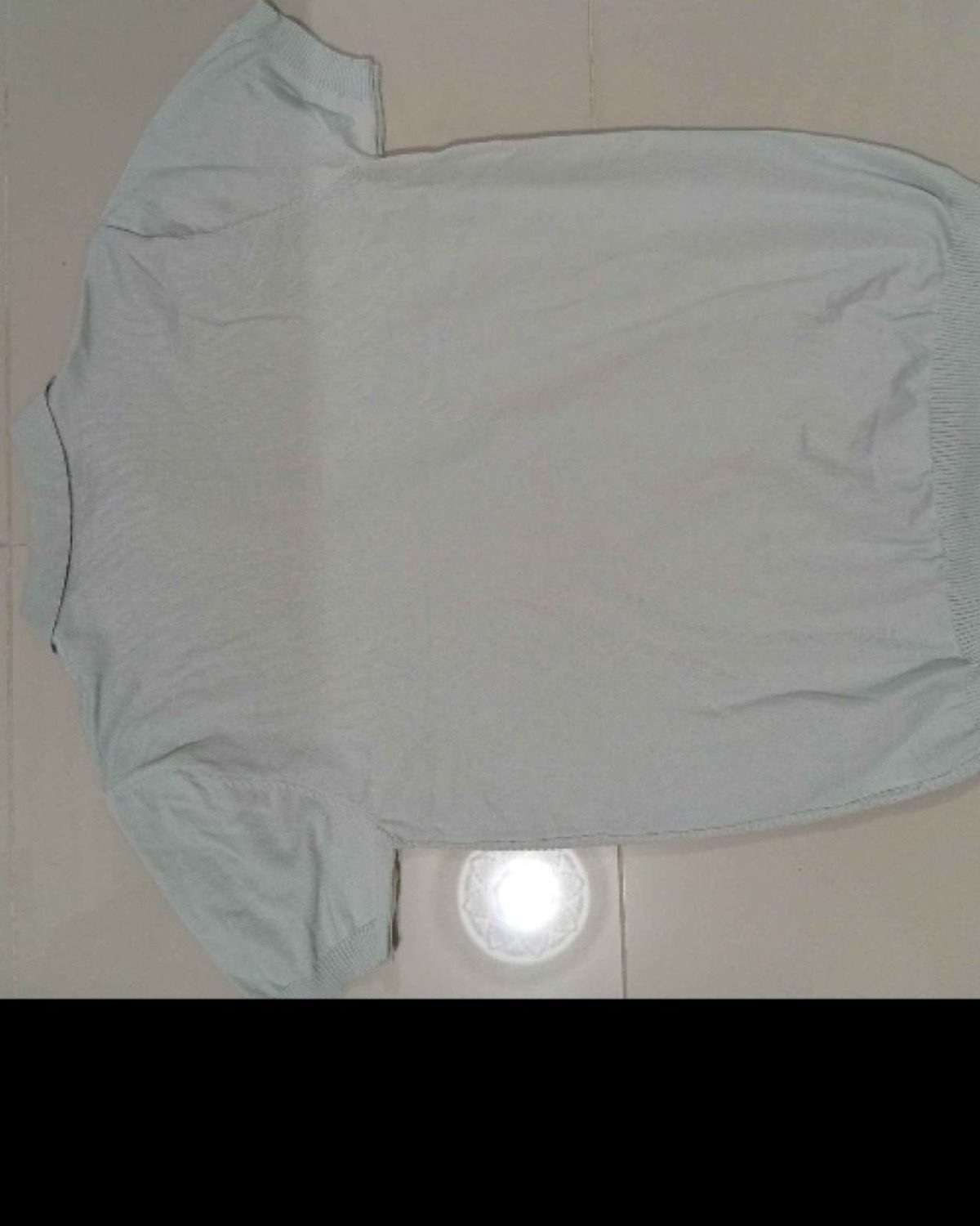 T-Shirt de hombre en color plateado, nuevo con etiqueta