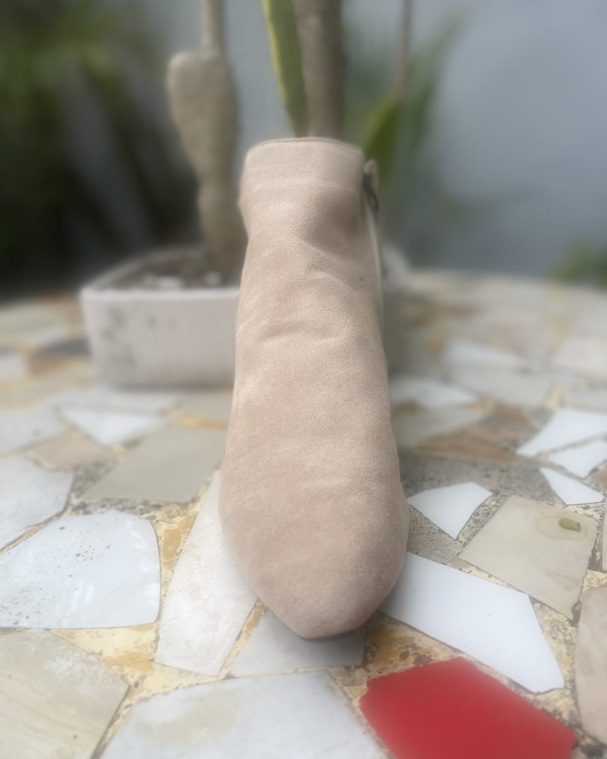 Botines de mujer en buen estado, color nude.