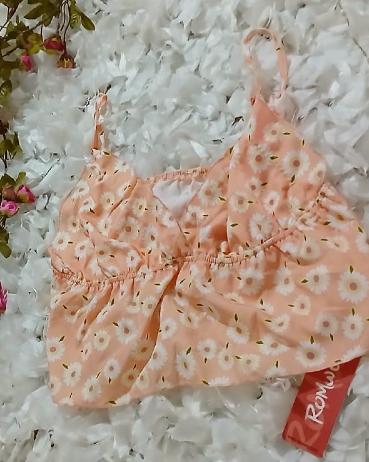 Top floral con tirantes y elástico