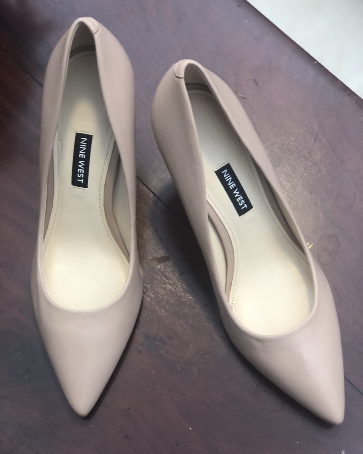 Tacones Nine West en nude/natural claro para mujer