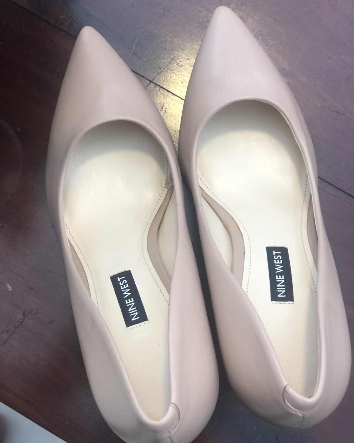 Tacones Nine West en nude/natural claro para mujer