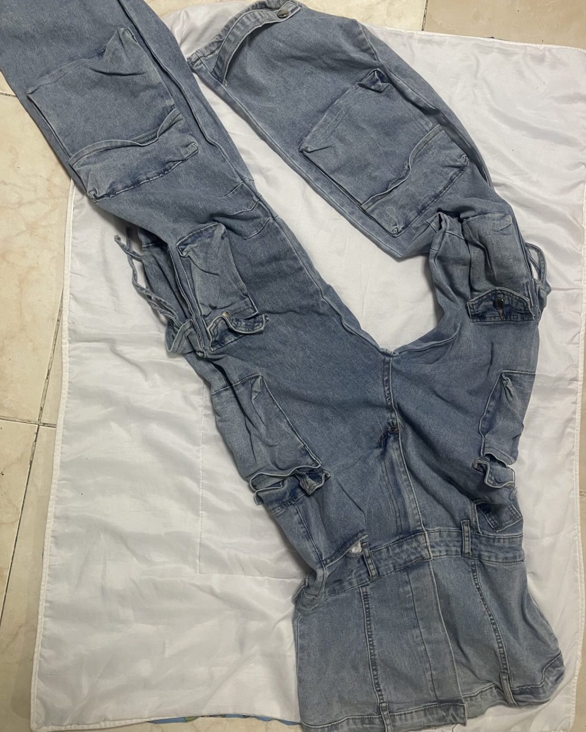Enterizo bajo bajimama jeans azul claro