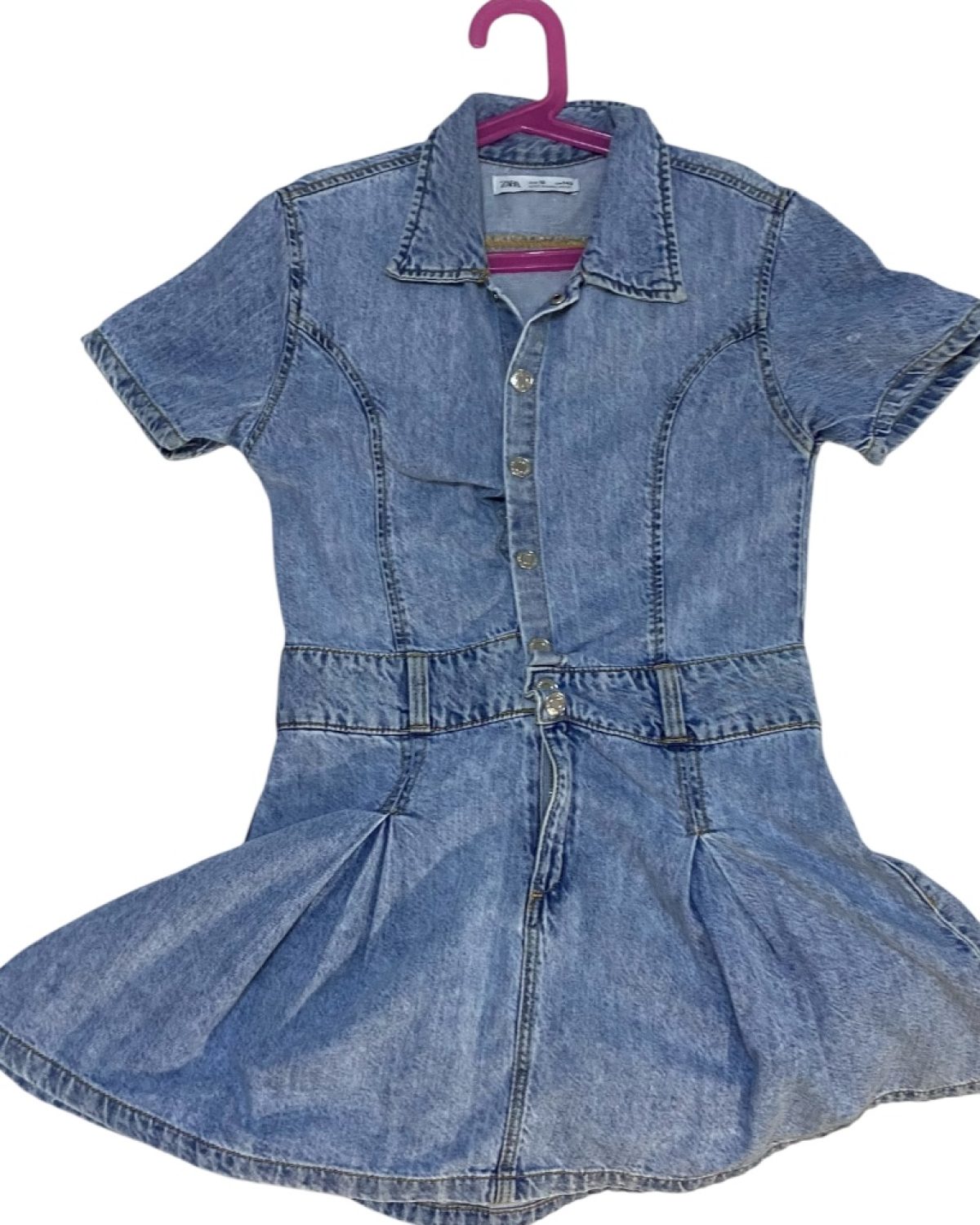 Vestido de denim azul para niña en excelente estado