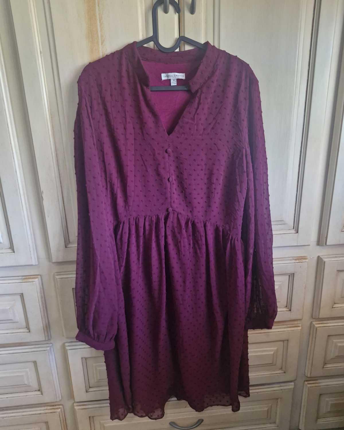 Vestido de mujer rojo  vino con detalle de textura